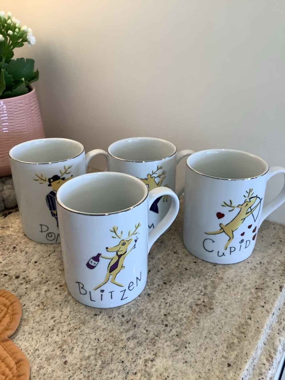 Pottery Barn White Reindeer Mugs Set in Box